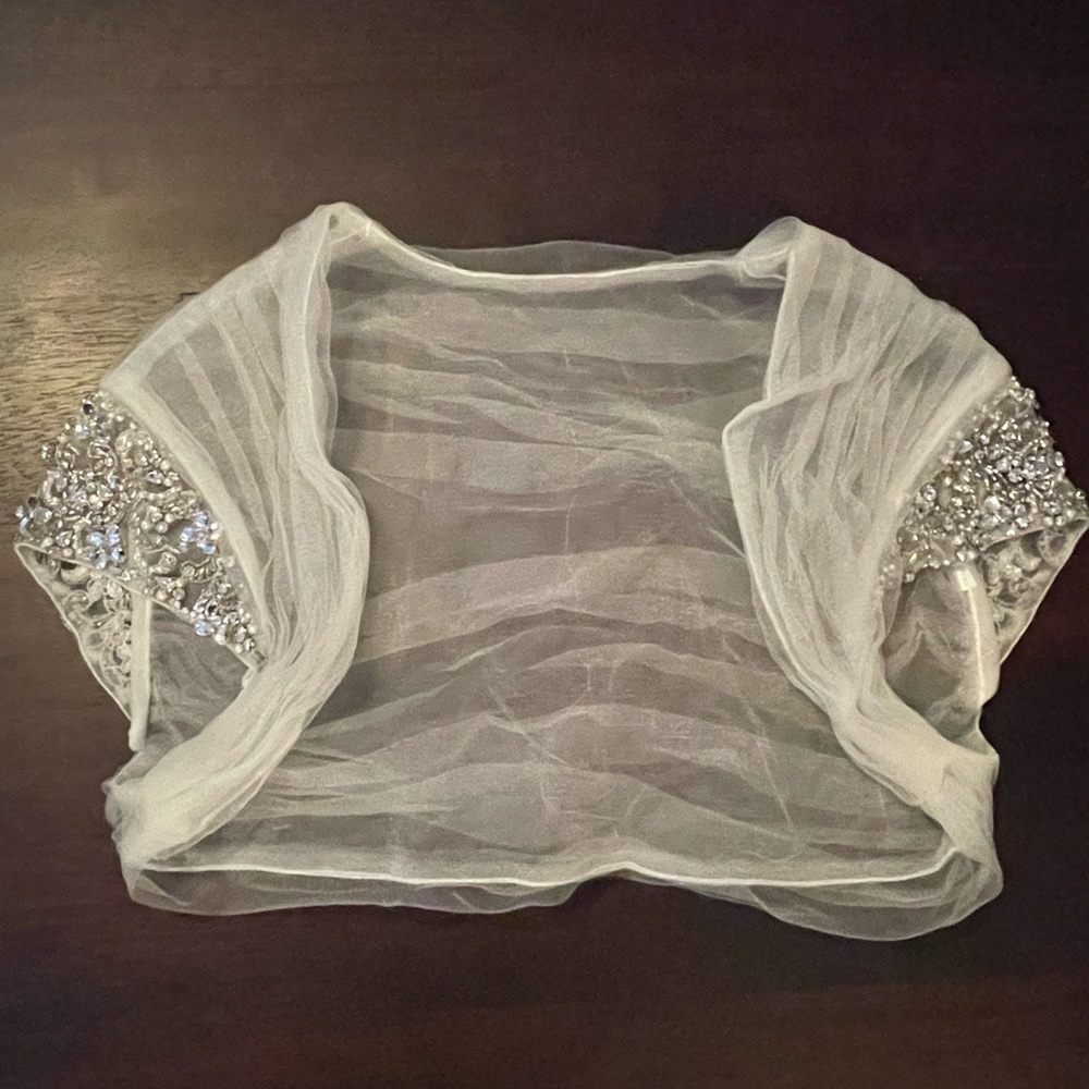 Bridal shawl tulle & crystal